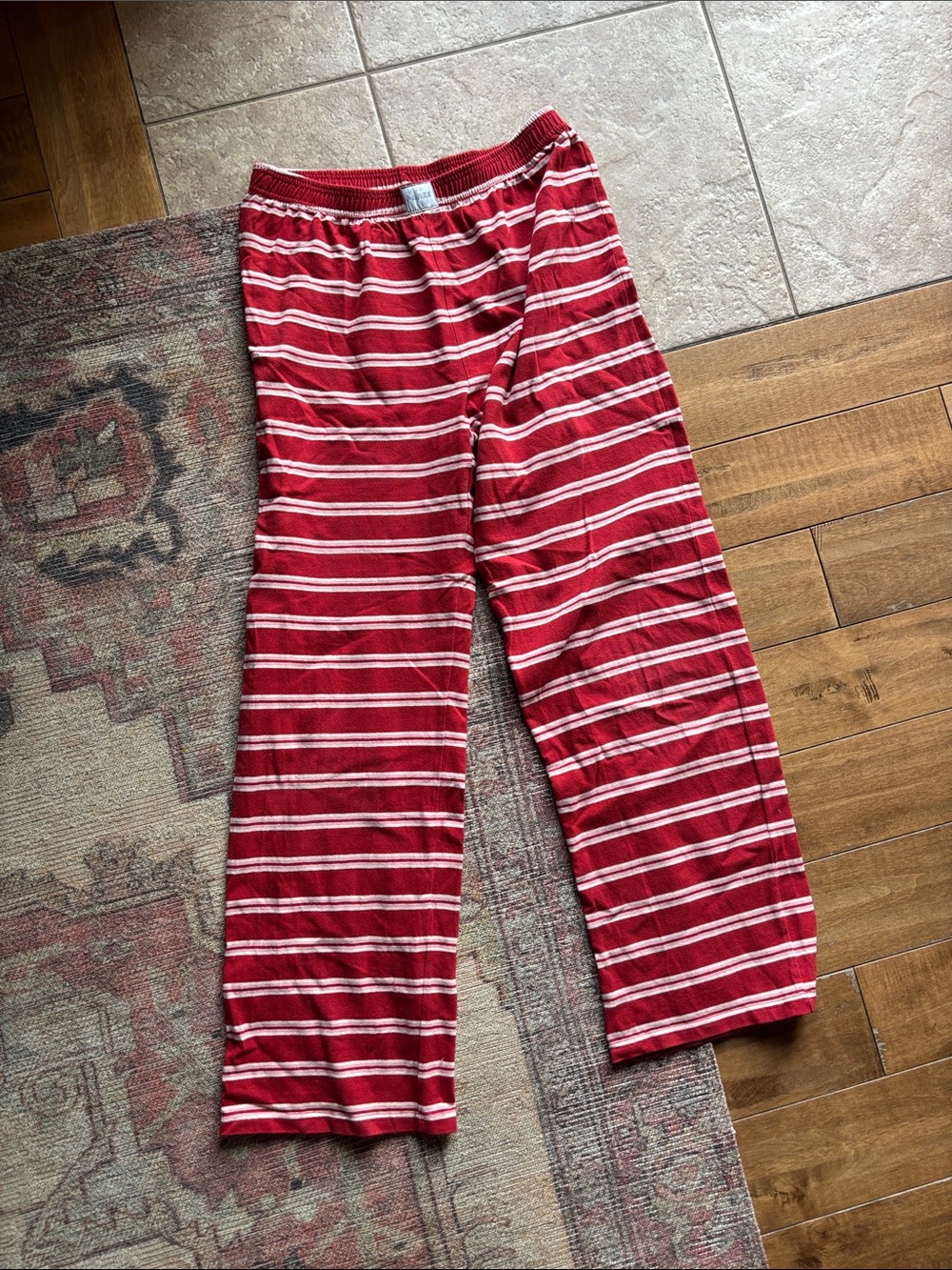 Like New Parke Valentines Set Top L/XL Bottoms L - Picture 7 of 7